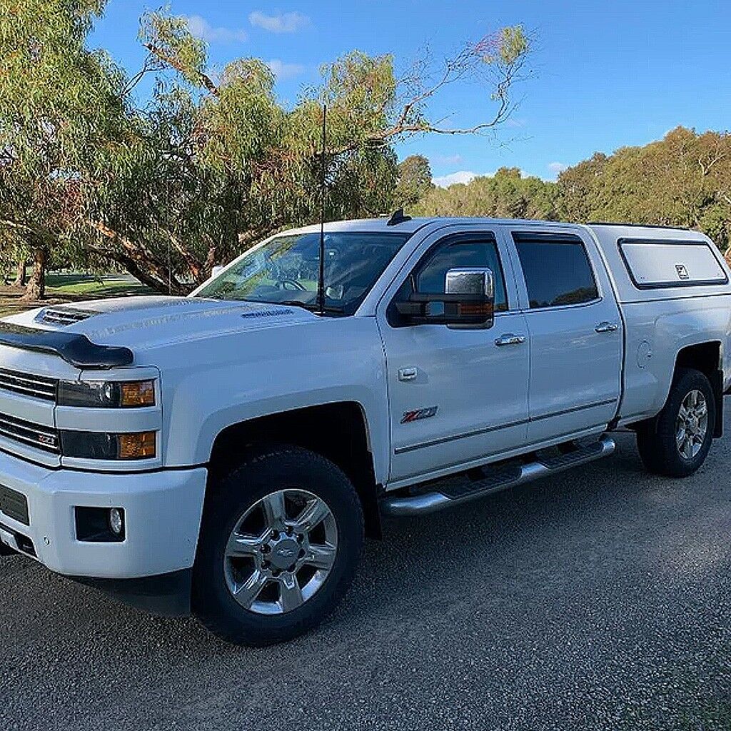 GMF 047P-BB UHF Antenna Bonnet Bracket To Suit Chevrolet (GM) Silverado 2500 2015-2019 Passenger Side