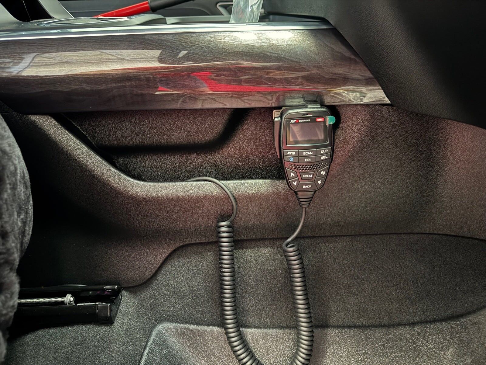 GMF 167-HP UHF Handpiece Holder To Suit Chevrolet (GM) Silverado 2500 2024+
