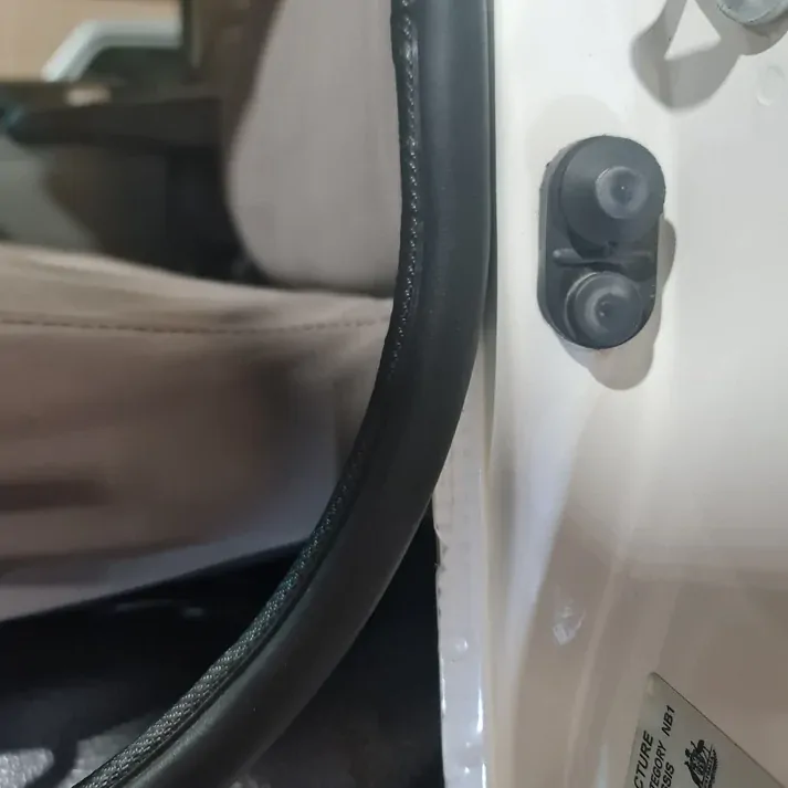 Door Seal Kit - Suitable for use with 70 series Land Cruiser