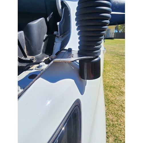 GMF 151P-FB UHF Antenna Fender Bracket To Suit Hyundai iLoad 2018-2023 Passenger Side