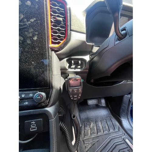 GMF 202-HP UHF Handpiece Holder To Suit Ford Ranger / Everest RA 2023+