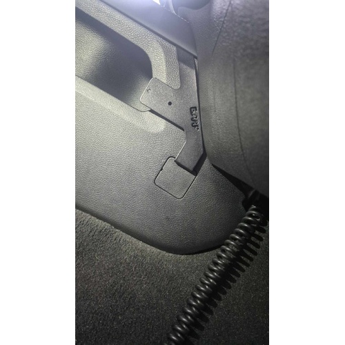 GMF 209-HP UHF Handpiece Holder To Suit Dodge RAM 1500 2019+