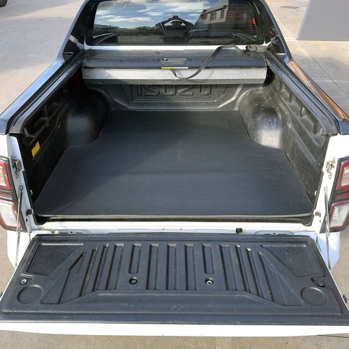 Car Builders To Suit Isuzu D-Max Vinyl Cargo Mats